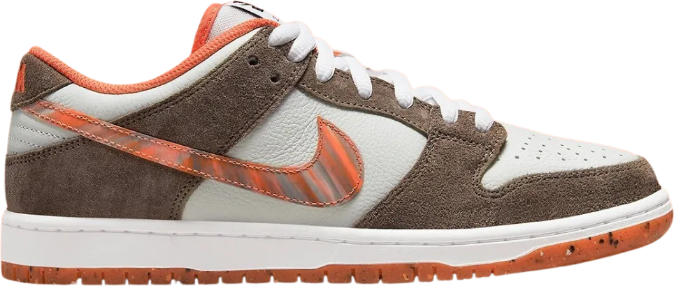 Nike SB Dunk Low Crushed D.C.