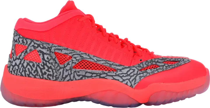 Jordan 11 Retro Low