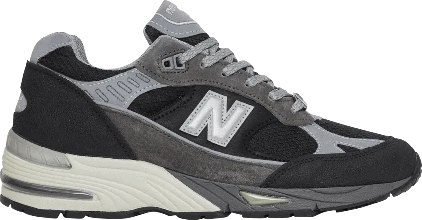 New Balance 991