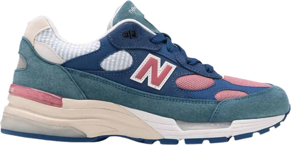 New Balance 992
