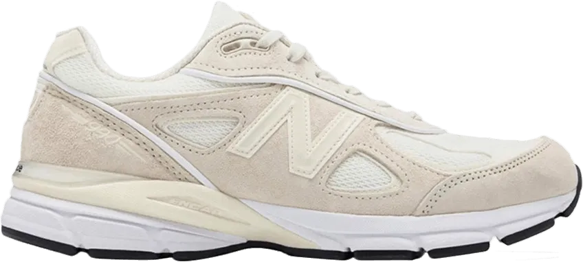 New Balance 990v4