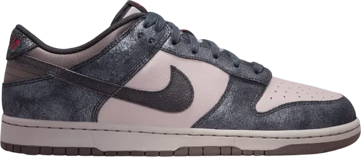 Nike Dunk Low NYC CBGB