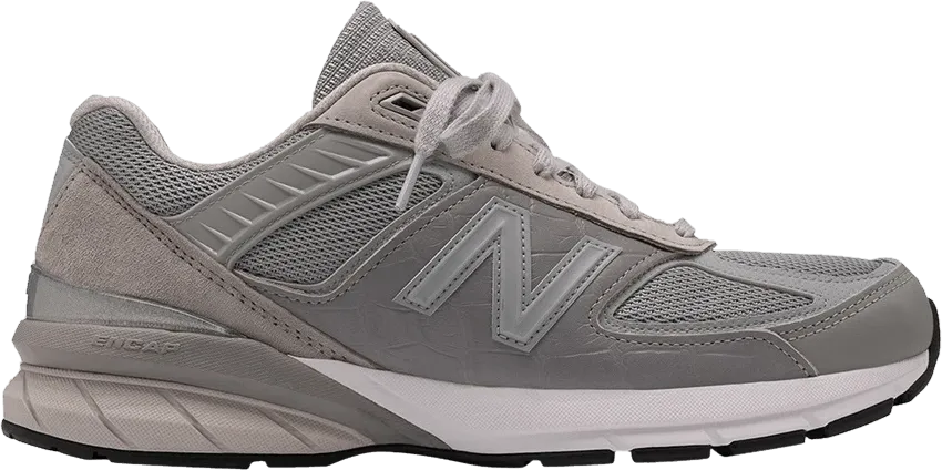 New Balance 990v5