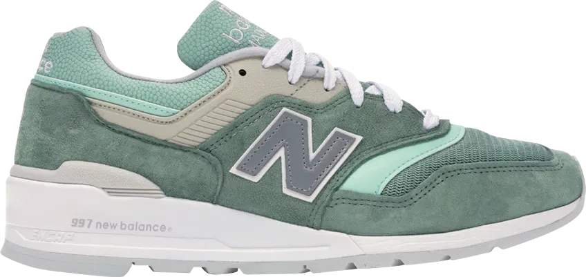 New Balance 997