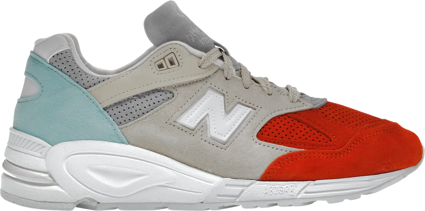 New Balance 990v2