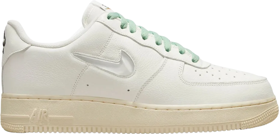 Nike Air Force 1 Low